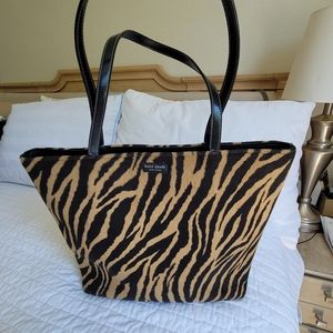 Tiger stripes...."wow purse". I have loved it